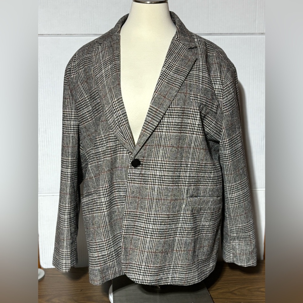 Shein men’s 6X wool “look” blazer 33” L 29” p2p buttoned(one on ft) 27” sleeves